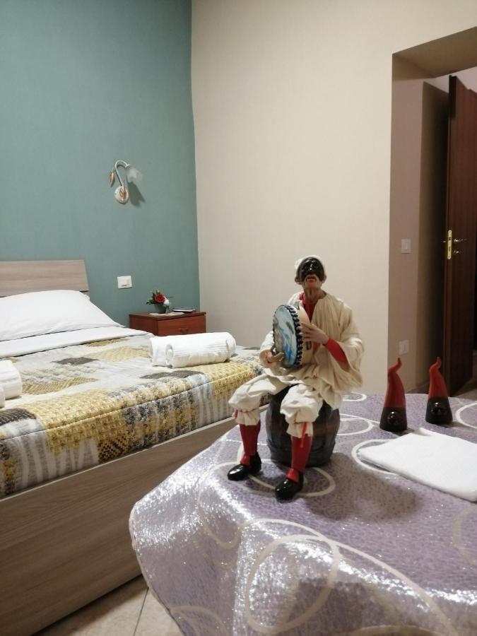 San Gaetano Bed Hotel Наполи Екстериор снимка