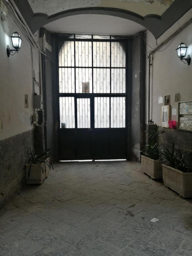 San Gaetano Bed Hotel Наполи Екстериор снимка