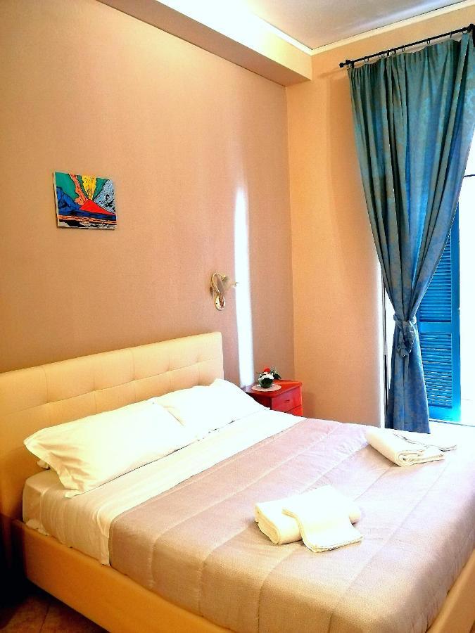 San Gaetano Bed Hotel Наполи Екстериор снимка