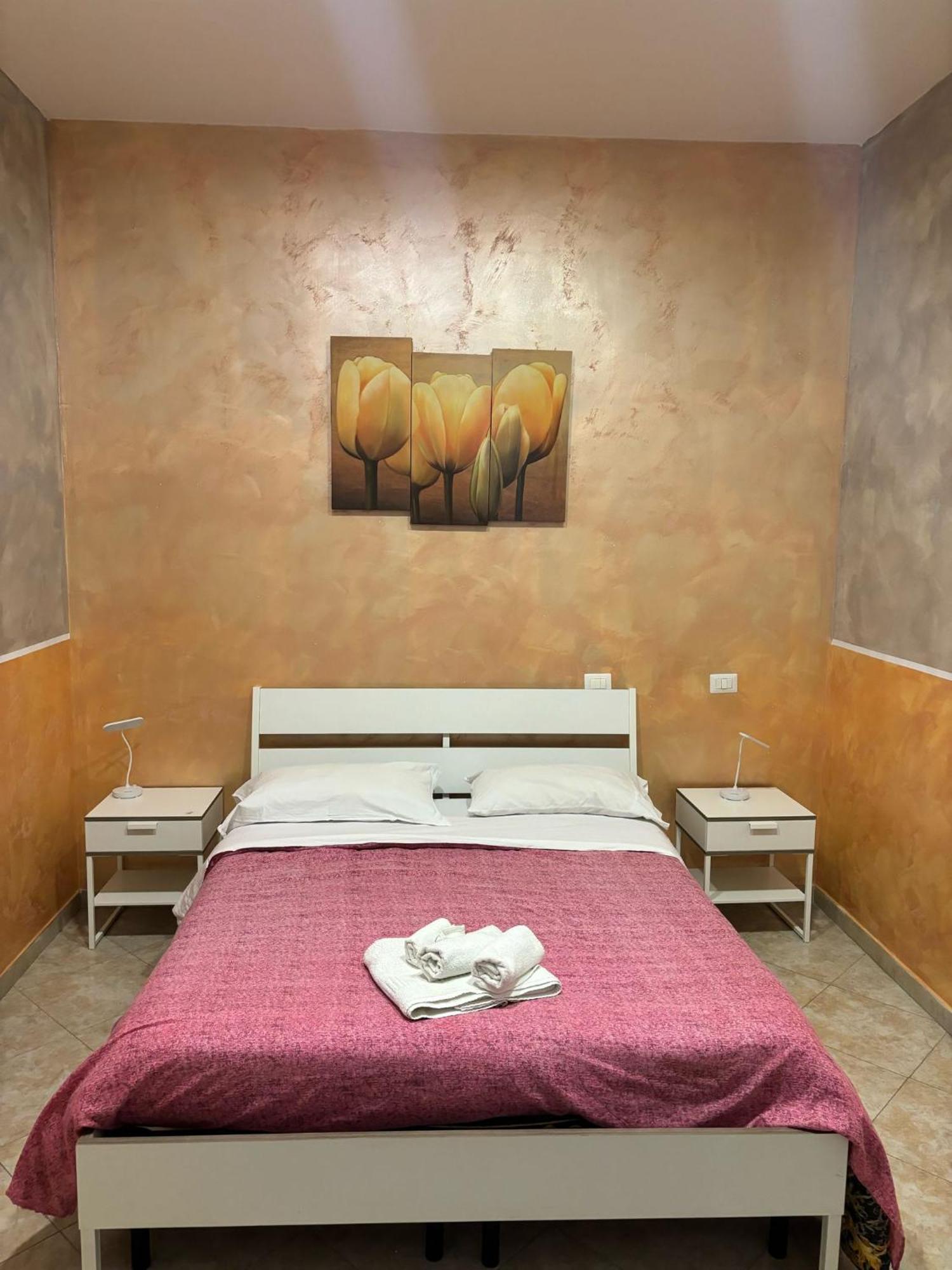 San Gaetano Bed Hotel Наполи Екстериор снимка